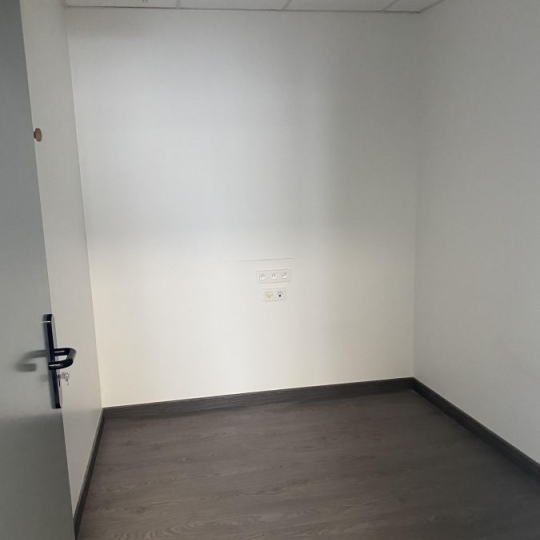  Résidences 81 : Local / Bureau | CARMAUX (81400) | 48 m2 | 780 € 