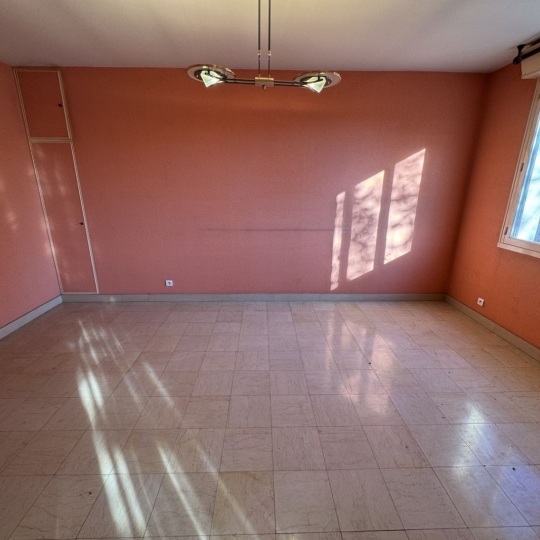  Résidences 81 : Apartment | ALBI (81000) | 205 m2 | 990 € 