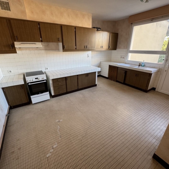  Résidences 81 : Apartment | ALBI (81000) | 205 m2 | 990 € 