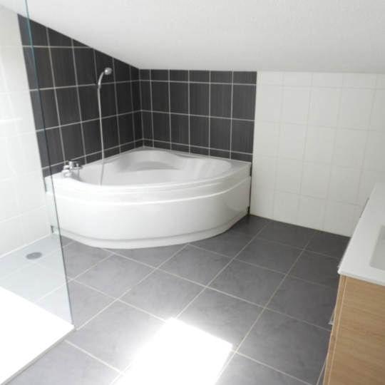  Résidences 81 : House | LOMBERS (81120) | 180 m2 | 1 000 € 