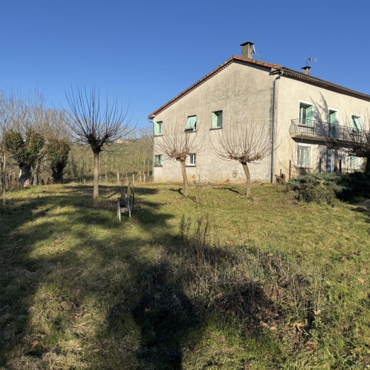 Résidences 81 : House | REALMONT (81120) | 265.00m2 | 880 € 