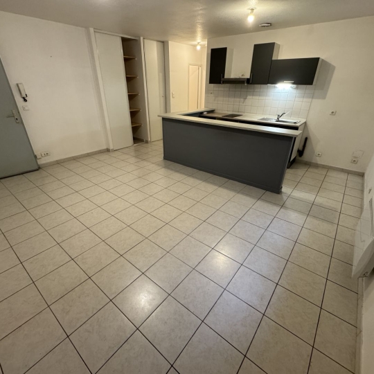 Résidences 81 : Apartment | REALMONT (81120) | 43 m2 | 370 €   Résidences 81 : Apartment | REALMONT (81120) | 43 m2 | 370 €