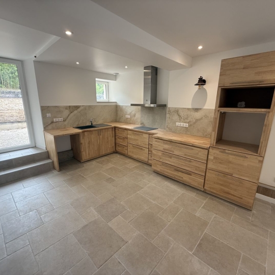  Résidences 81 : Maison / Villa | ALBI (81000) | 112 m2 | 1 200 &euro; 