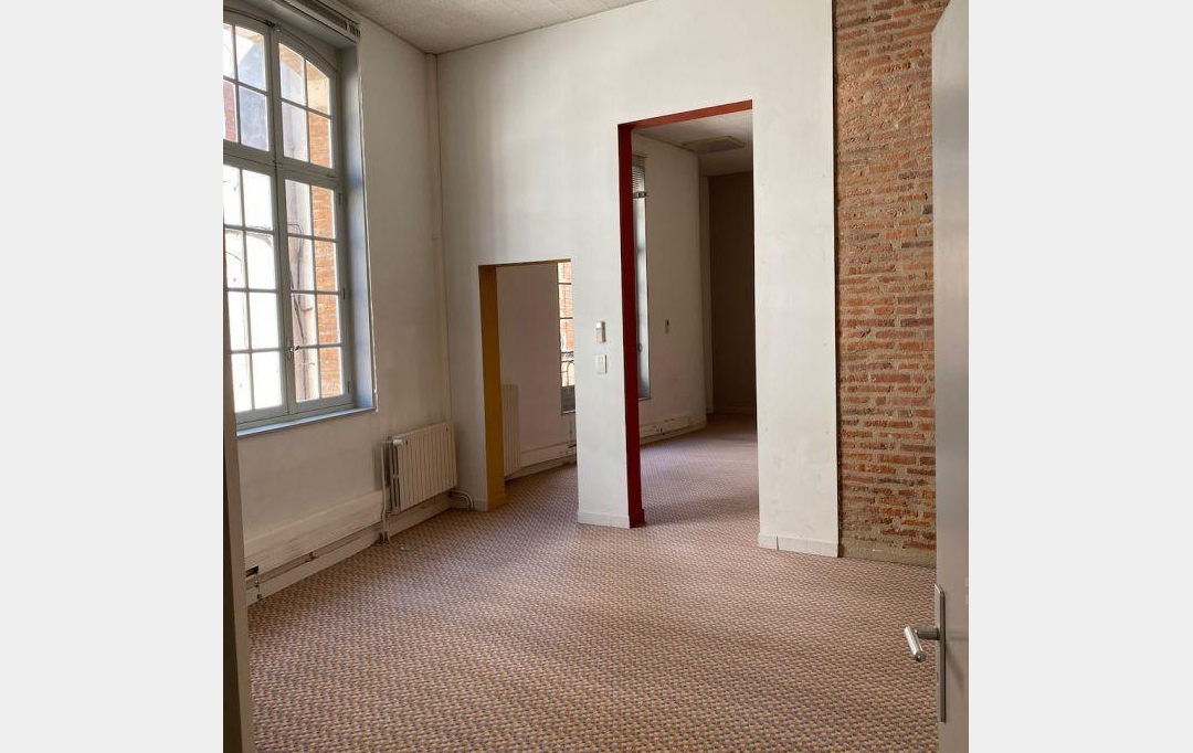 Résidences 81 : Local / Bureau | ALBI (81000) | 145 m2 | 1 100 € 