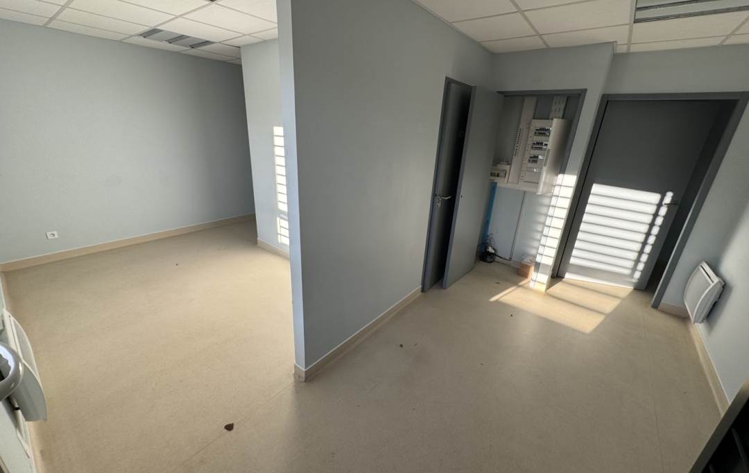 Résidences 81 : Local / Bureau | LABOUTARIE (81120) | 23 m2 | 250 € 