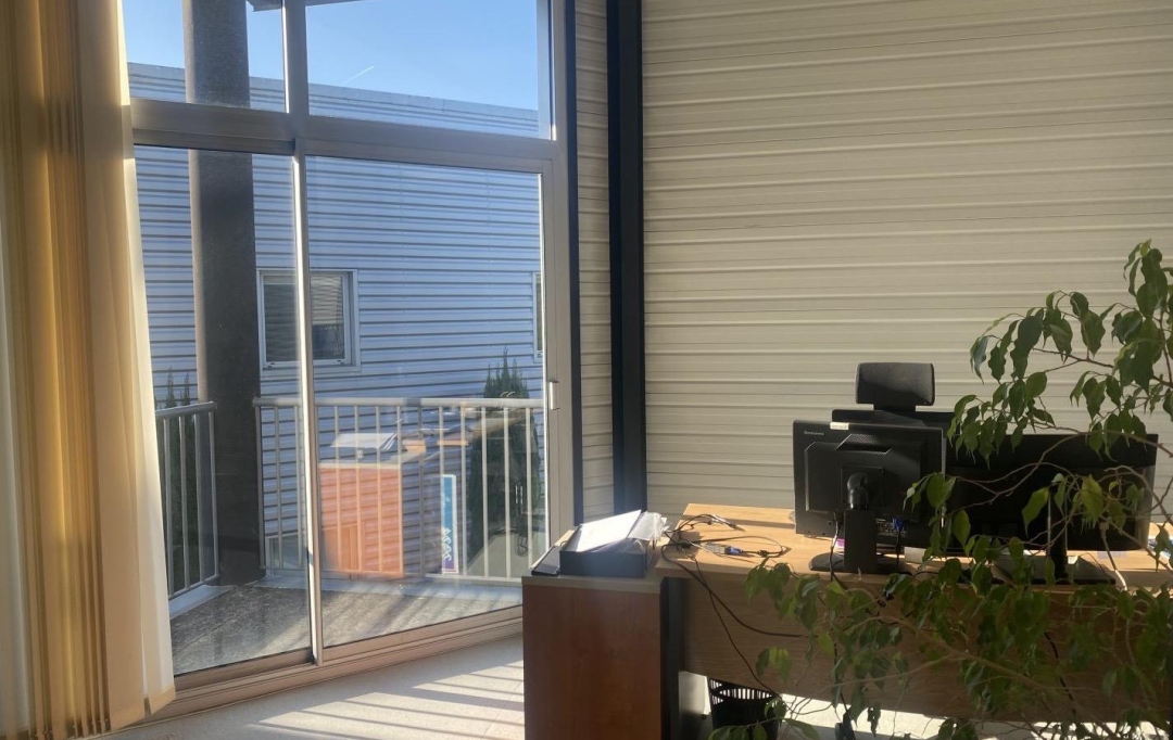 Résidences 81 : Other | ALBI (81000) | 86 m2 | 1 200 € 