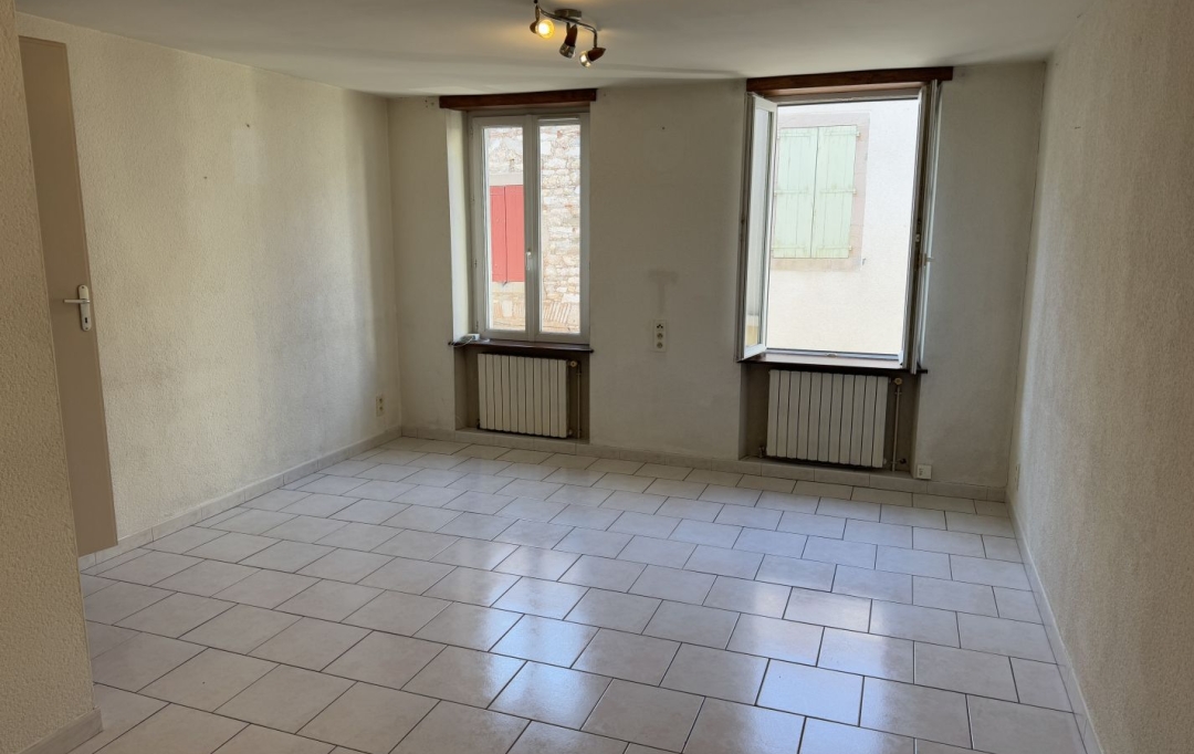 Résidences 81 : Apartment | REALMONT (81120) | 94 m2 | 670 € 
