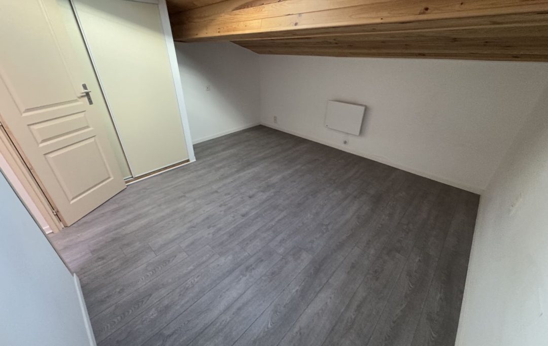 Résidences 81 : Apartment | REALMONT (81120) | 94 m2 | 670 € 