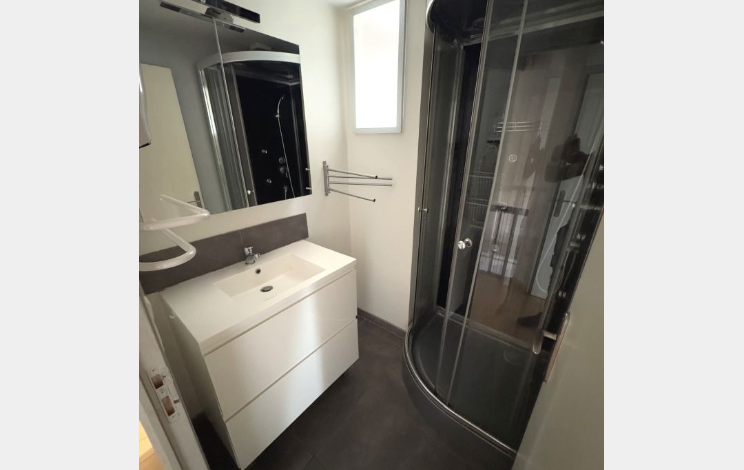Résidences 81 : Maison / Villa | MONTDRAGON (81440) | 65 m2 | 660 € 
