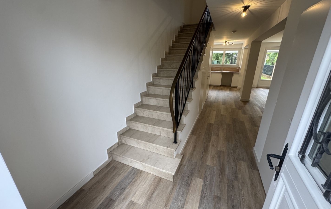 Résidences 81 : Maison / Villa | ALBI (81000) | 96 m2 | 990 € 
