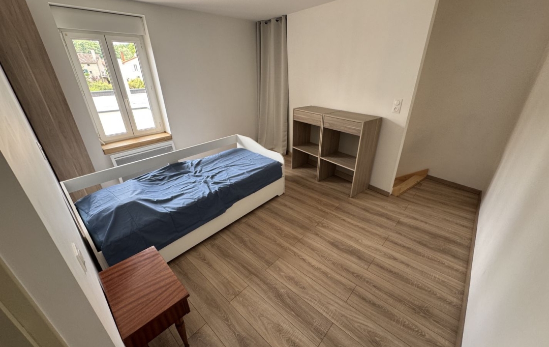 Résidences 81 : Maison / Villa | REALMONT (81120) | 104 m2 | 750 € 