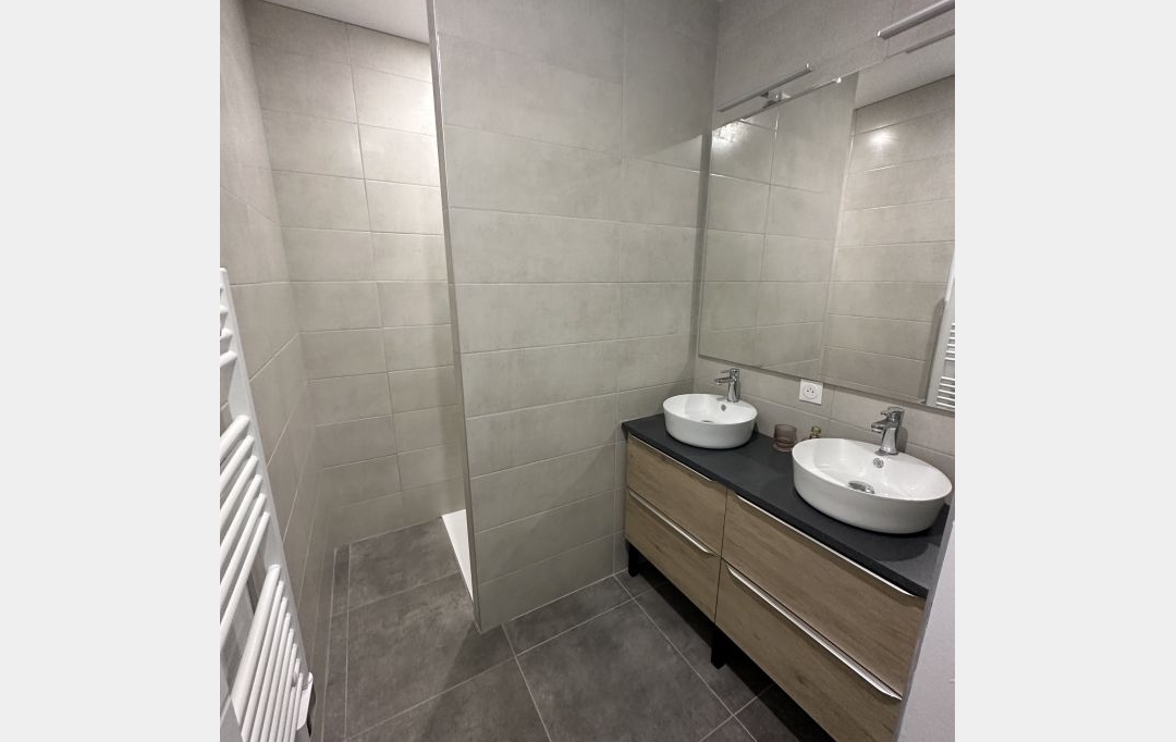 Résidences 81 : Appartement | REALMONT (81120) | 62 m2 | 700 € 