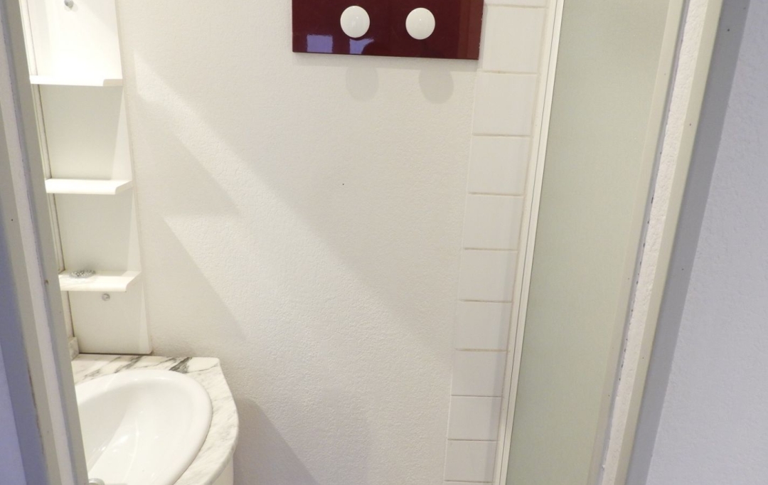 Résidences 81 : Appartement | REALMONT (81120) | 20 m2 | 320 € 