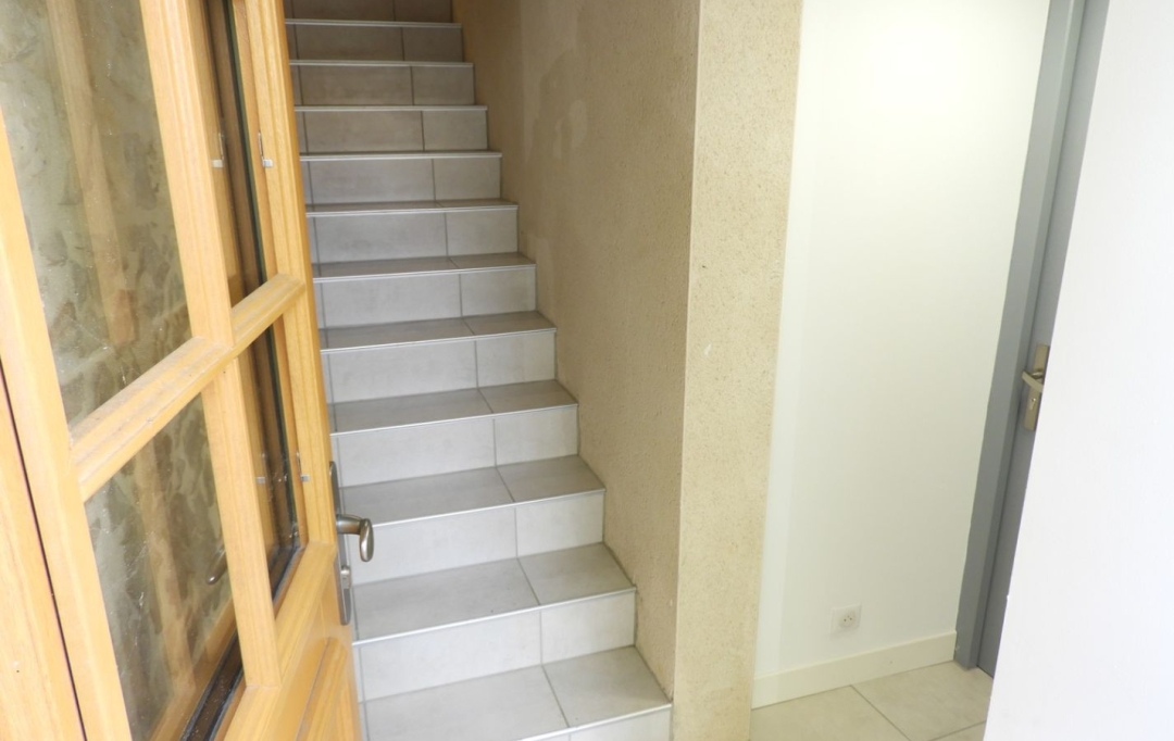 Résidences 81 : Appartement | REALMONT (81120) | 53 m2 | 540 € 