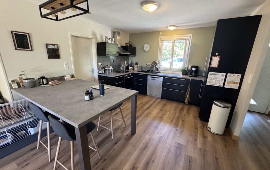 Résidences 81 : House | CASTELNAU-DE-LEVIS (81150) | 92 m2 | 930 € 