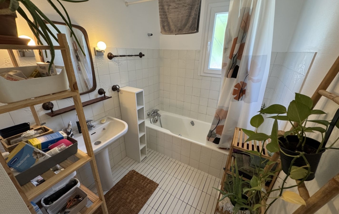 Résidences 81 : House | CASTELNAU-DE-LEVIS (81150) | 92 m2 | 930 € 