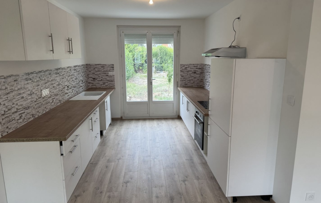 Résidences 81 : Maison / Villa | ALBI (81000) | 87 m2 | 900 € 
