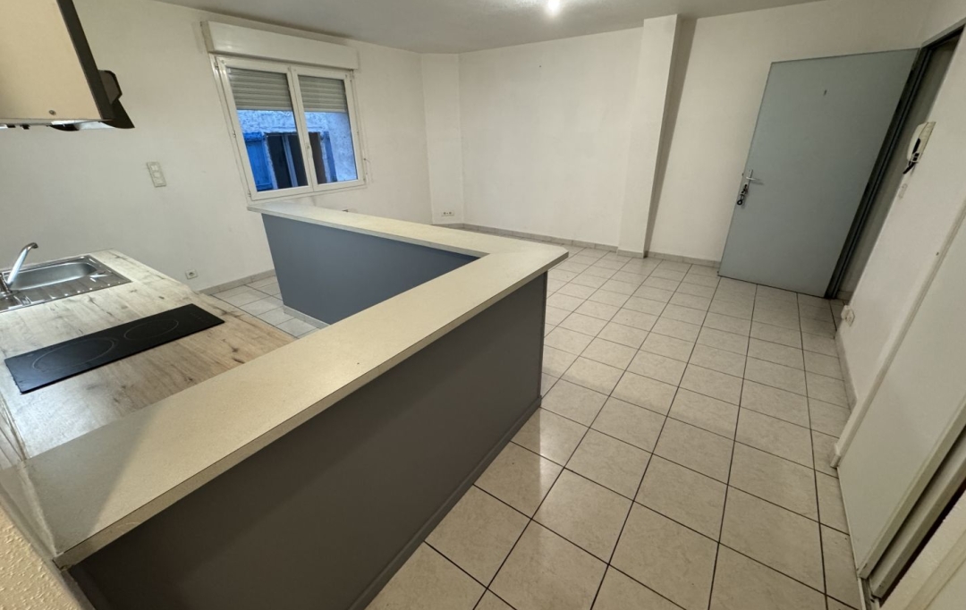 Résidences 81 : Apartment | REALMONT (81120) | 43 m2 | 370 €  Résidences 81 : Apartment | REALMONT (81120) | 43 m2 | 370 €
