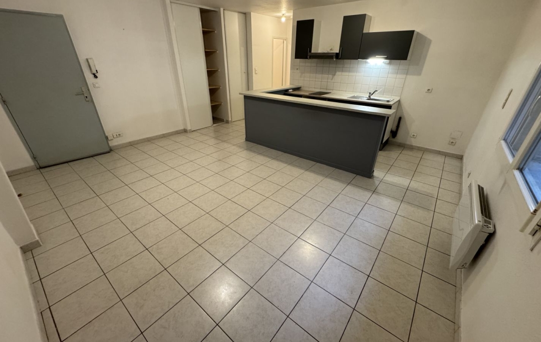 Résidences 81 : Apartment | REALMONT (81120) | 43 m2 | 370 €  Résidences 81 : Apartment | REALMONT (81120) | 43 m2 | 370 €