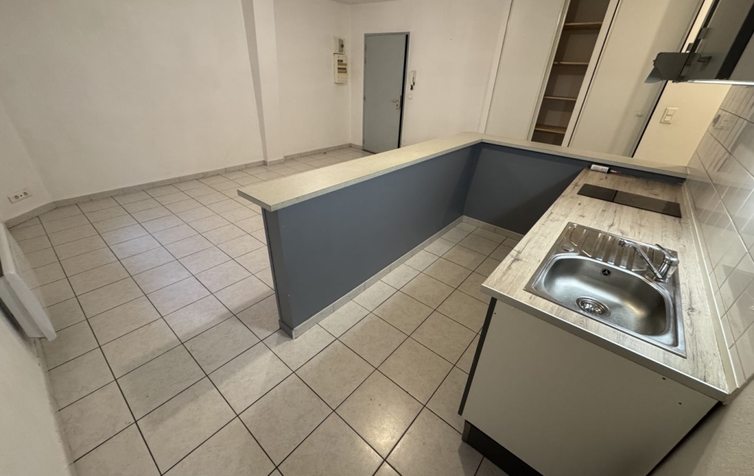 Résidences 81 : Apartment | REALMONT (81120) | 43 m2 | 370 €  Résidences 81 : Apartment | REALMONT (81120) | 43 m2 | 370 €