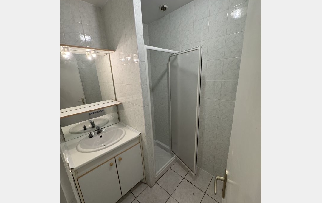 Résidences 81 : Apartment | REALMONT (81120) | 43 m2 | 370 €  Résidences 81 : Apartment | REALMONT (81120) | 43 m2 | 370 €