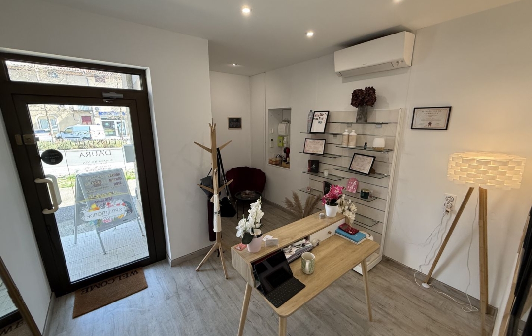 Résidences 81 : Local / Bureau | ALBI (81000) | 50 m2 | 425 &euro; 