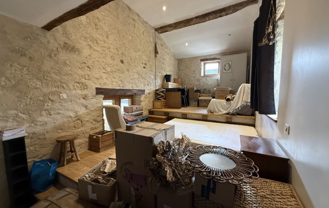 Résidences 81 : Maison / Villa | MONTDRAGON (81440) | 174 m2 | 1 250 &euro; 