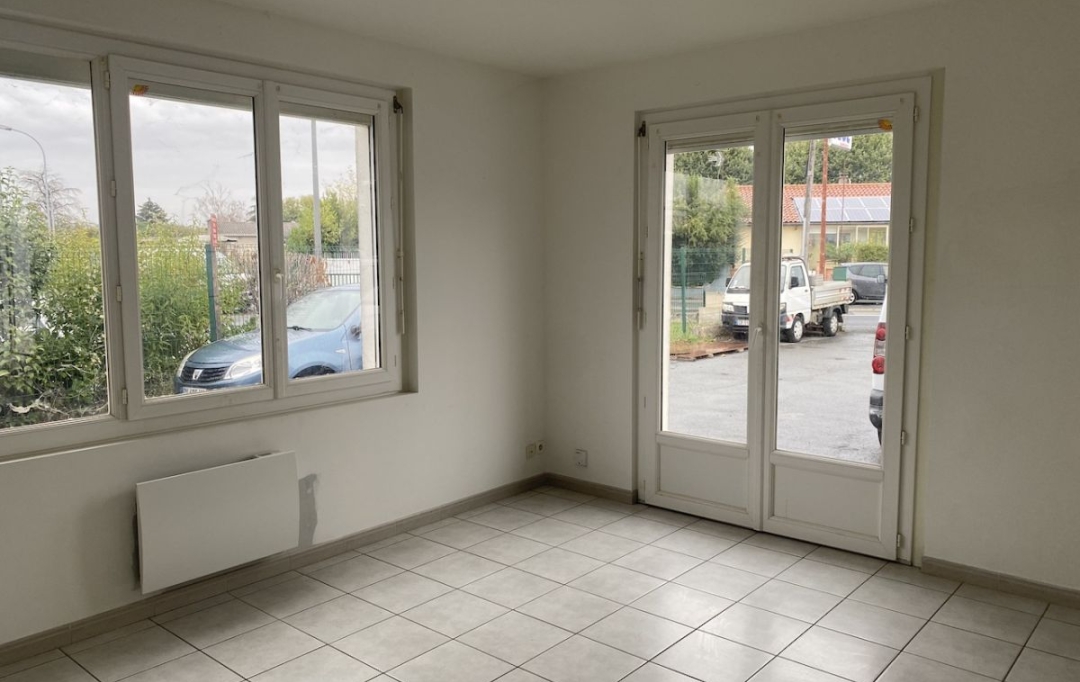 Résidences 81 : Local / Bureau | SAINT-JUERY (81160) | 75 m2 | 700 &euro; 