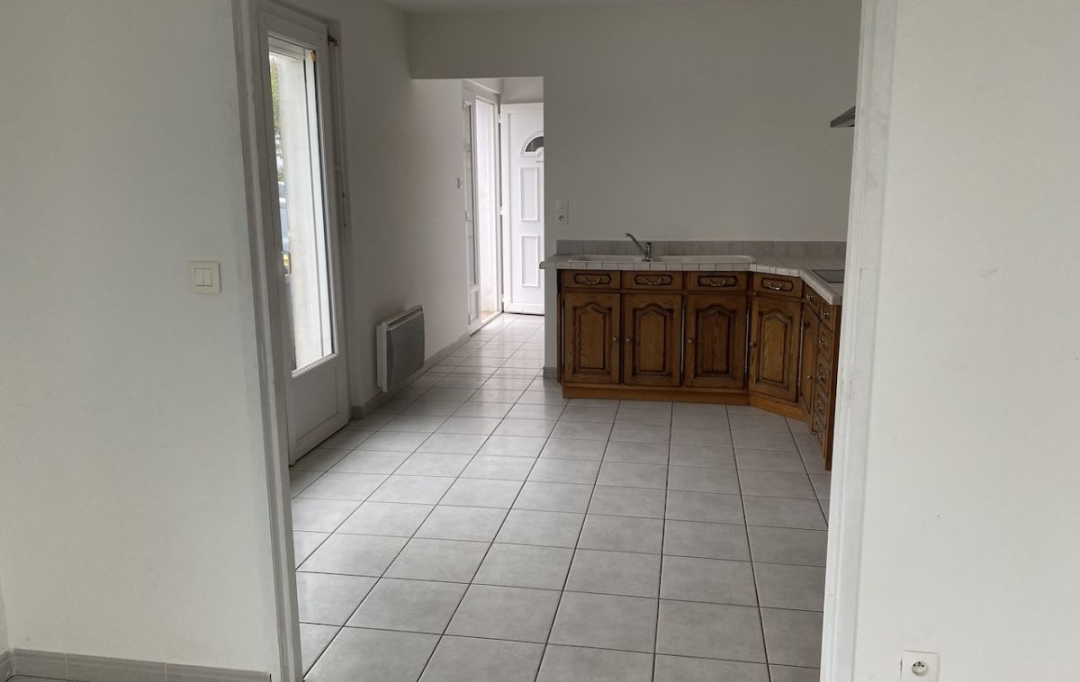 Résidences 81 : Local / Bureau | SAINT-JUERY (81160) | 75 m2 | 700 &euro; 
