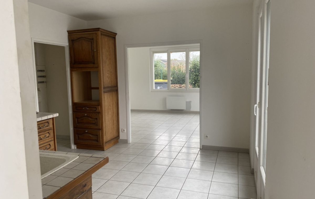 Résidences 81 : Local / Bureau | SAINT-JUERY (81160) | 75 m2 | 700 &euro; 