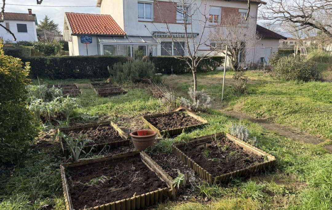 Résidences 81 : Maison / Villa | ALBI (81000) | 80 m2 | 212 000 € 