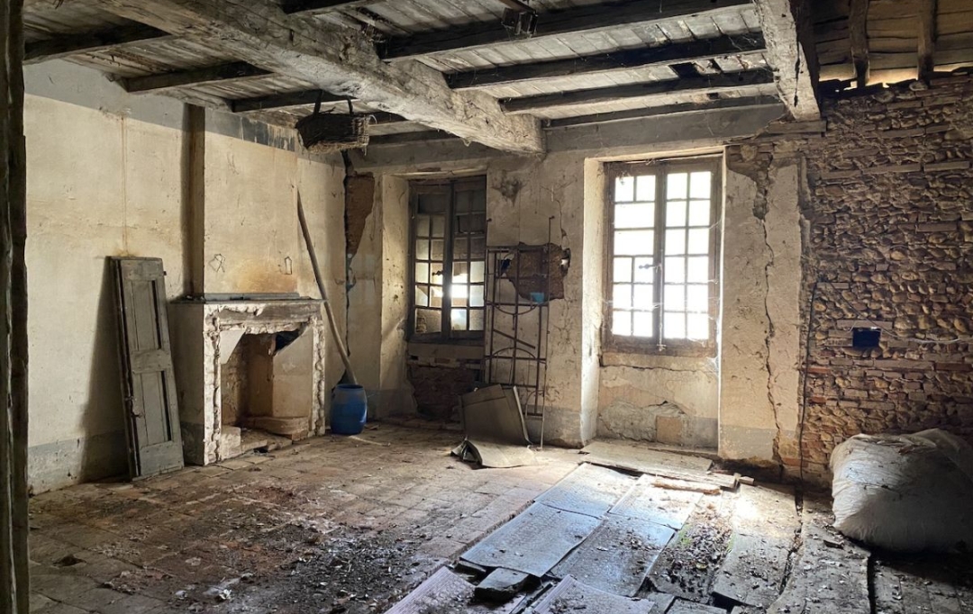 Résidences 81 : Maison / Villa | ALBI (81000) | 350 m2 | 200 000 &euro; 