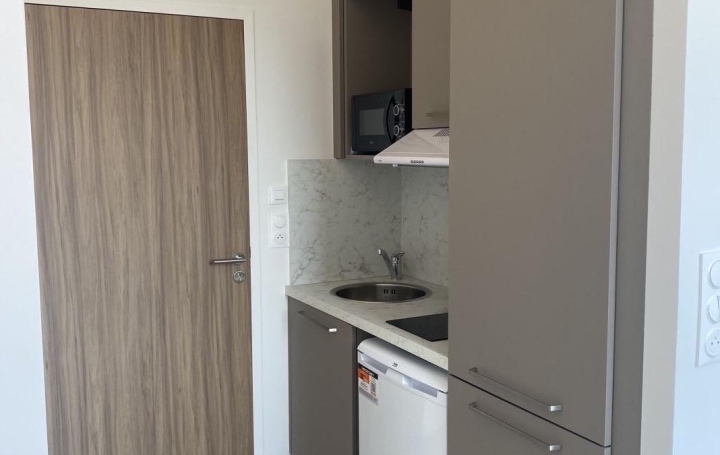 Studio ALBI 18 m2 460 € Studio ALBI 18 m2 460 €