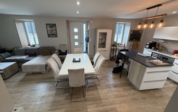 Appartement P5   REALMONT  90 m2 780 € 